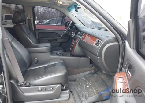 2012 Chevrolet Suburban 1500 Lt from USA, damaged, VIN 1GNSKJE71CR239255